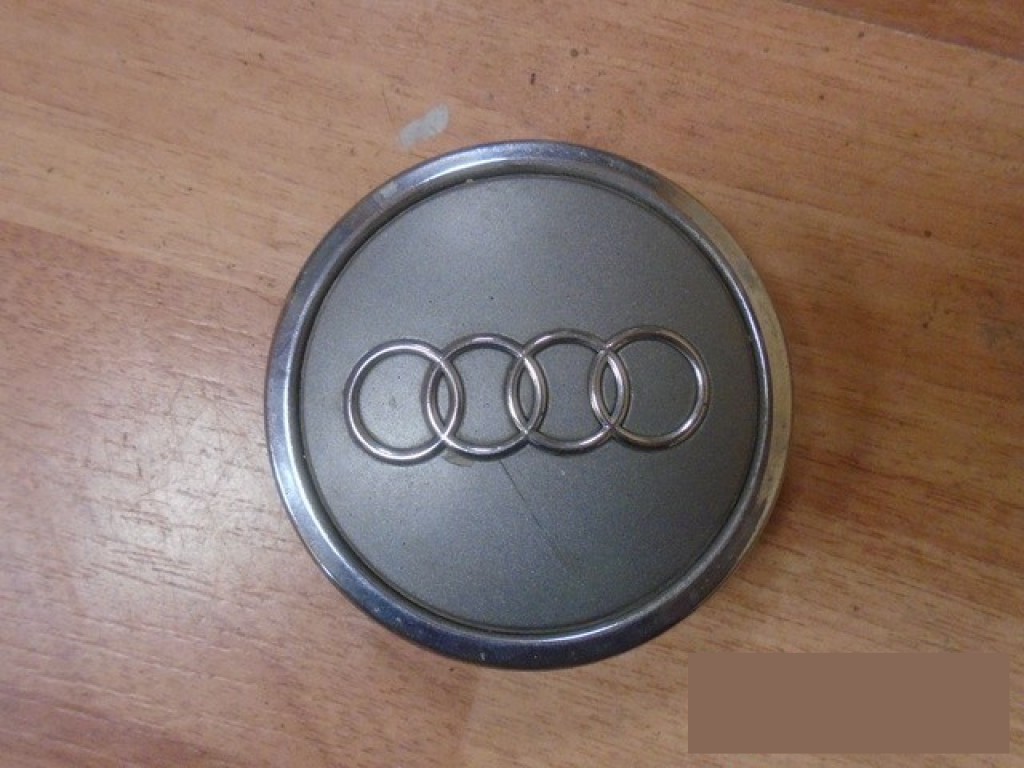 Колпак колесного диска на Audi A6 [C6,4F] 2005-2011