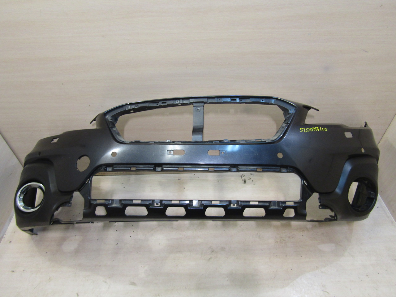 Бампер передний на Subaru Legacy Outback B15 2015>