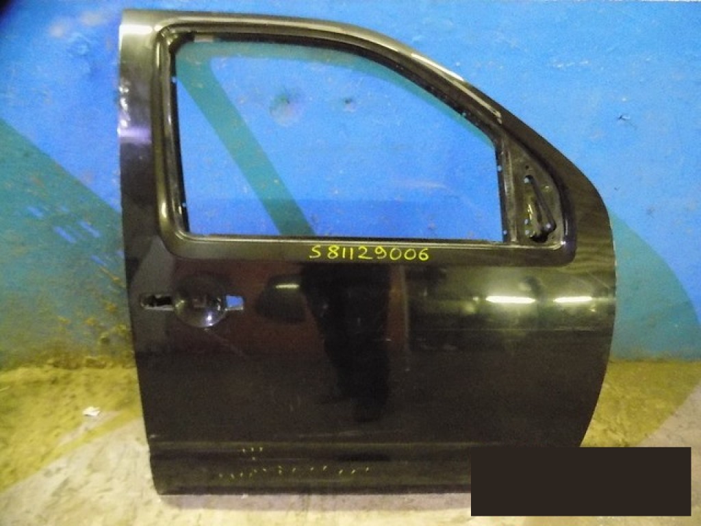 Дверь передняя правая на Nissan Pathfinder (R51M) 2004-2013
