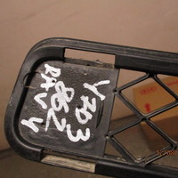 Решетка в бампер на Toyota RAV 4 2006-2013