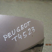 Дверь багажника на Peugeot 208 2012>