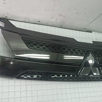 Решетка радиатора на Mitsubishi Outlander 3 (GF) 2012> решетка радиатора после 2015 года