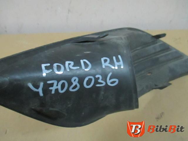 Заглушка бампера переднего на Ford Focus 2 2008-2011