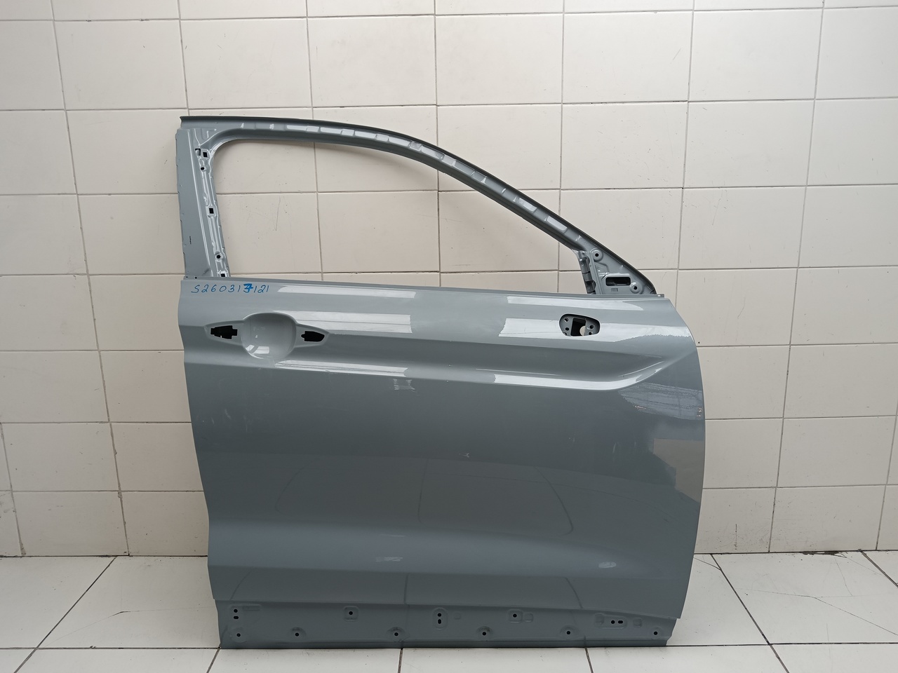 Дверь передняя правая на Geely Tugella 2020>