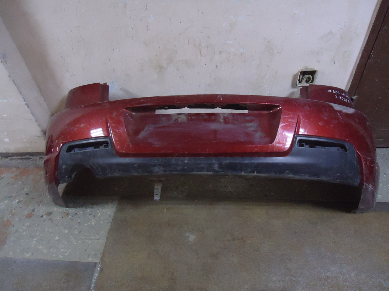 Бампер задний на Mazda 3 (BK) 2002-2009