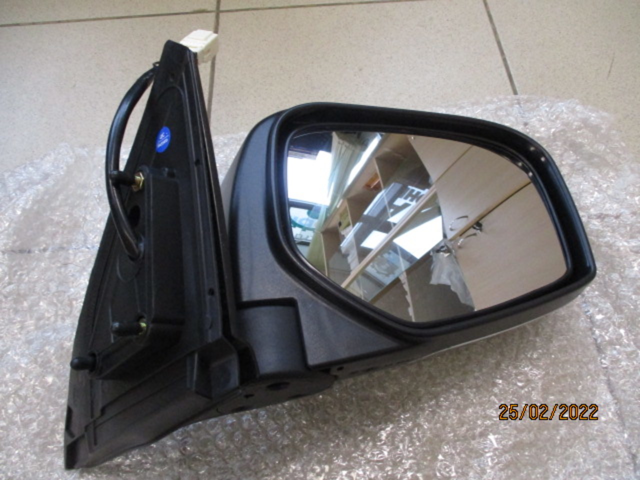 Зеркало правое на Mitsubishi Pajero / Montero Sport (KH) 2008-2015 / Mitsubishi L200 KB 2006-2015