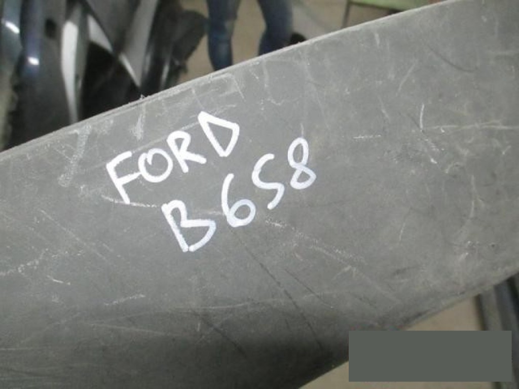 Юбка передняя на Ford Focus 2 2005-2008