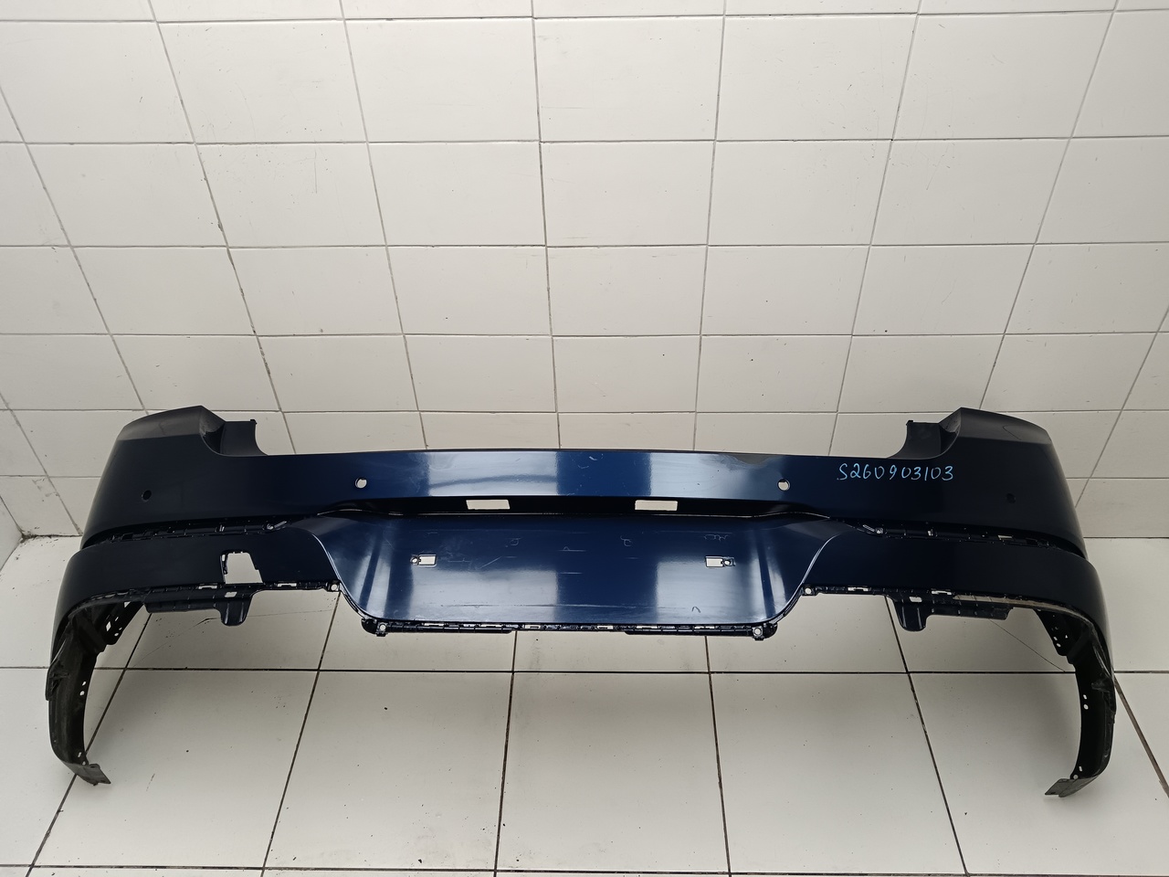 Бампер задний на Genesis GV80 2020>