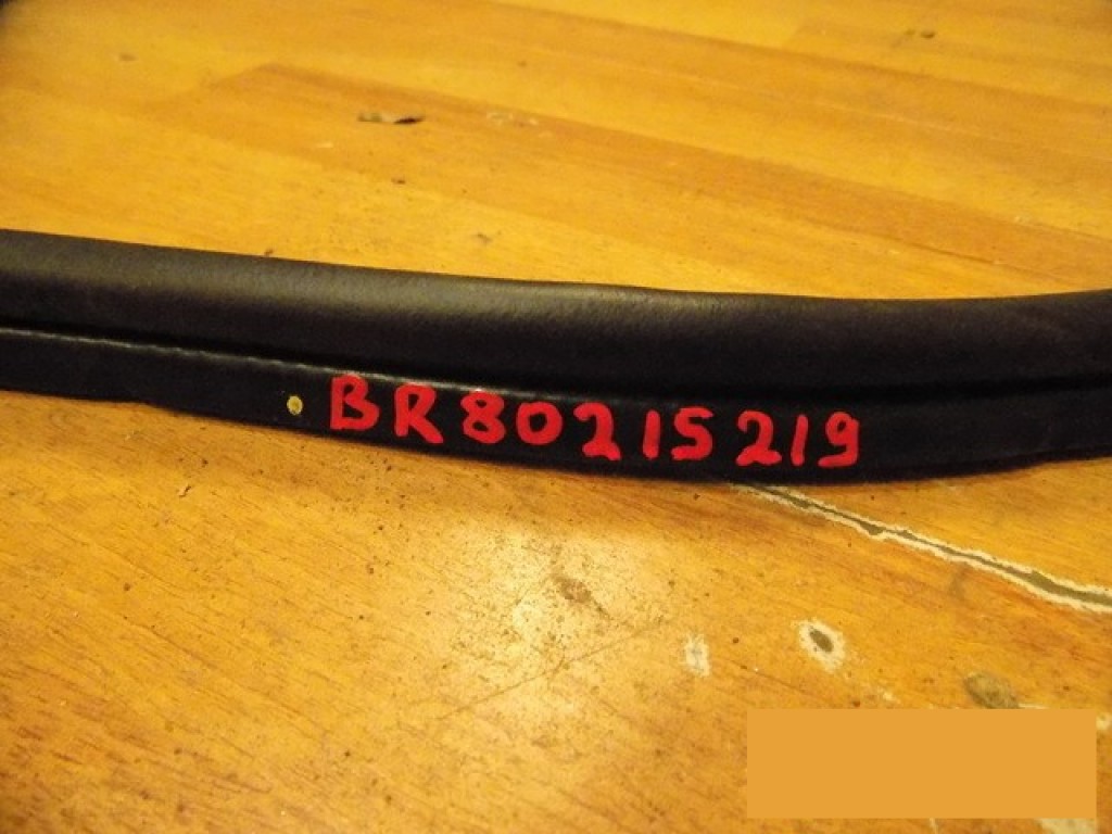 Уплотнитель на жабо нива шевроле. Уплотнитель для дверей автомобиля киа рио 3. Уплотнитель рио 3. Уплотнитель капота киа рио 4. Уплотнитель багажника рио 3.