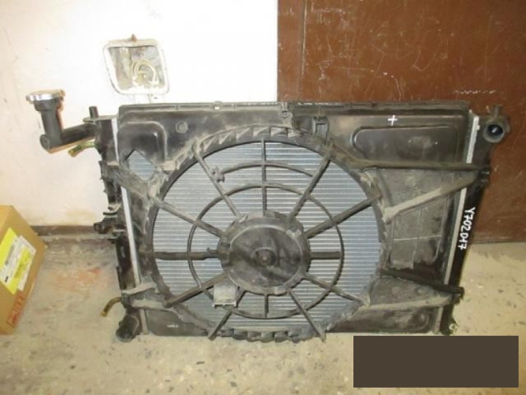 Радиатор основной на Kia Ceed 2007-2012