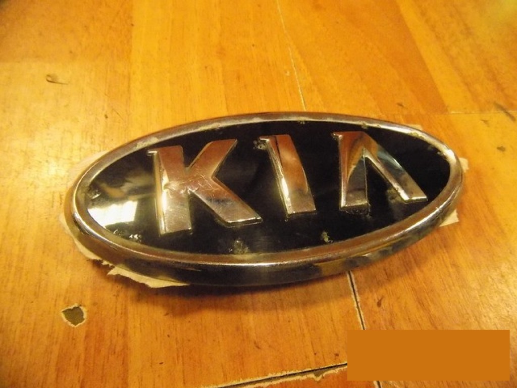 Эмблема на Kia Ceed 2007-2012