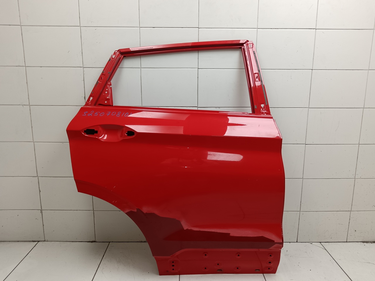 Дверь задняя правая  на Geely Coolray 2019>