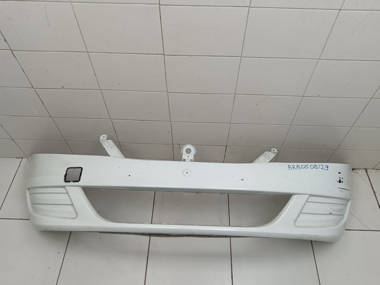 Бампер передний на Renault Logan 2005-2014