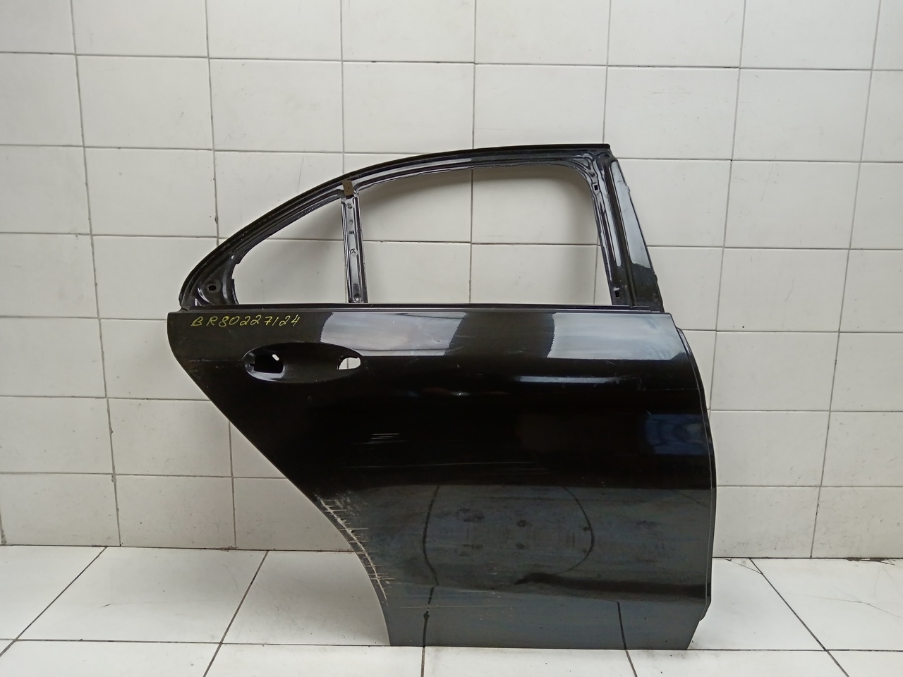 Дверь задняя правая на Mercedes Benz W205 2014>