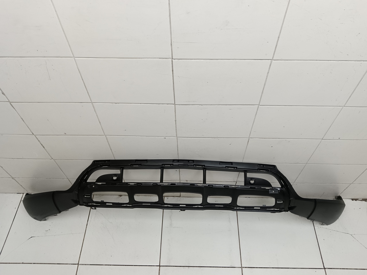 Юбка передняя на Mercedes Benz GLC Class X253 2015-2023