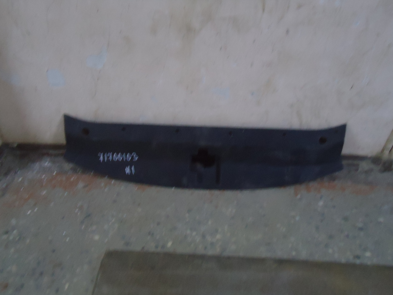 Накладка панели передней на Hyundai Grand Starex 2007