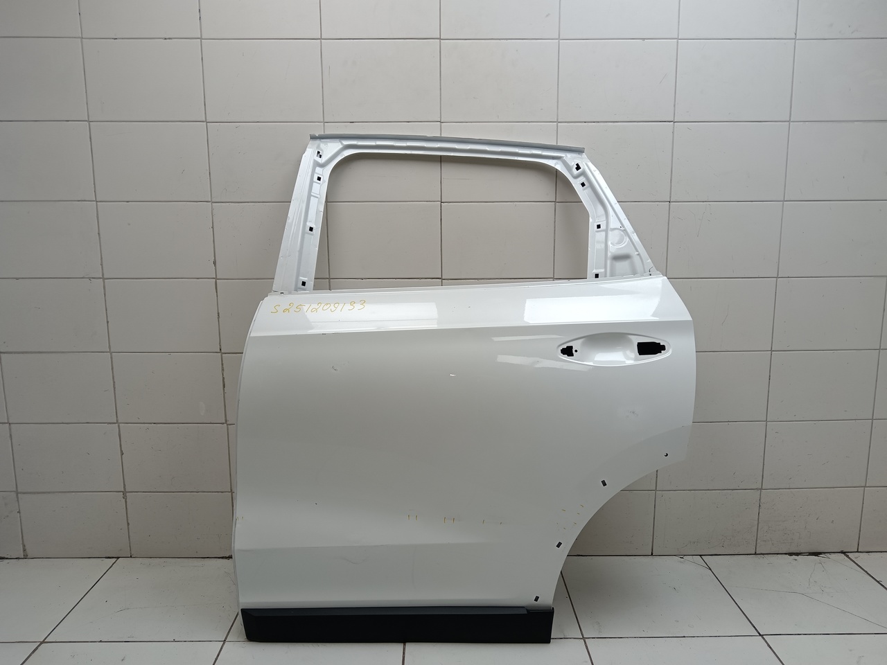 Дверь задняя левая на Haval Jolion 2021>