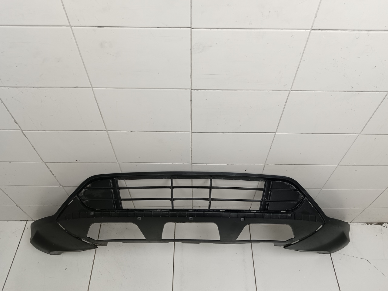 Юбка передняя на Ford Kuga 2 2012-2019