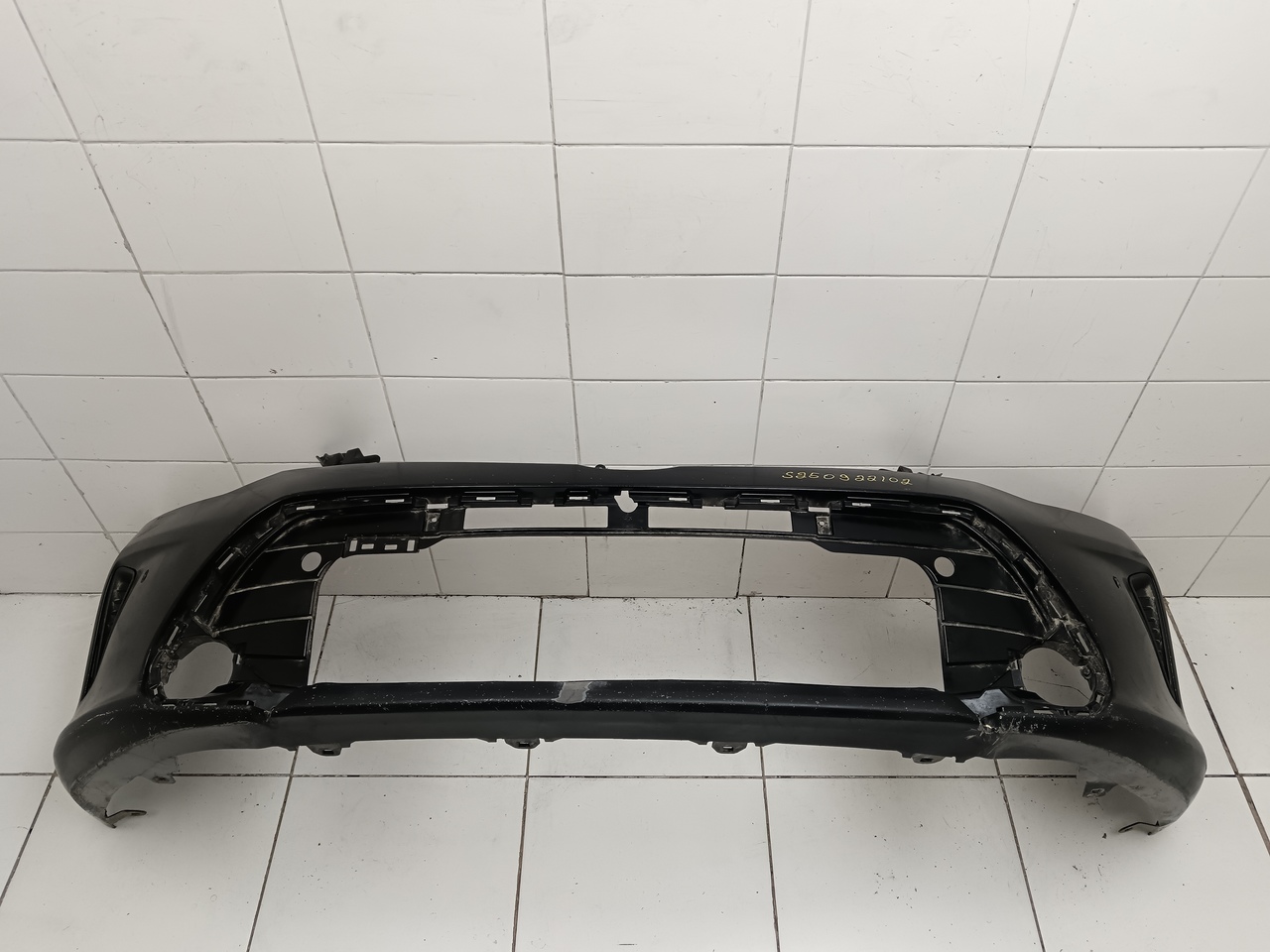 Бампер передний на Toyota Camry V50 2011-2017