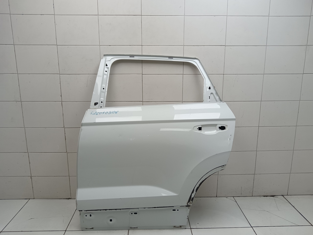 Дверь задняя левая на Skoda Karoq 2017>