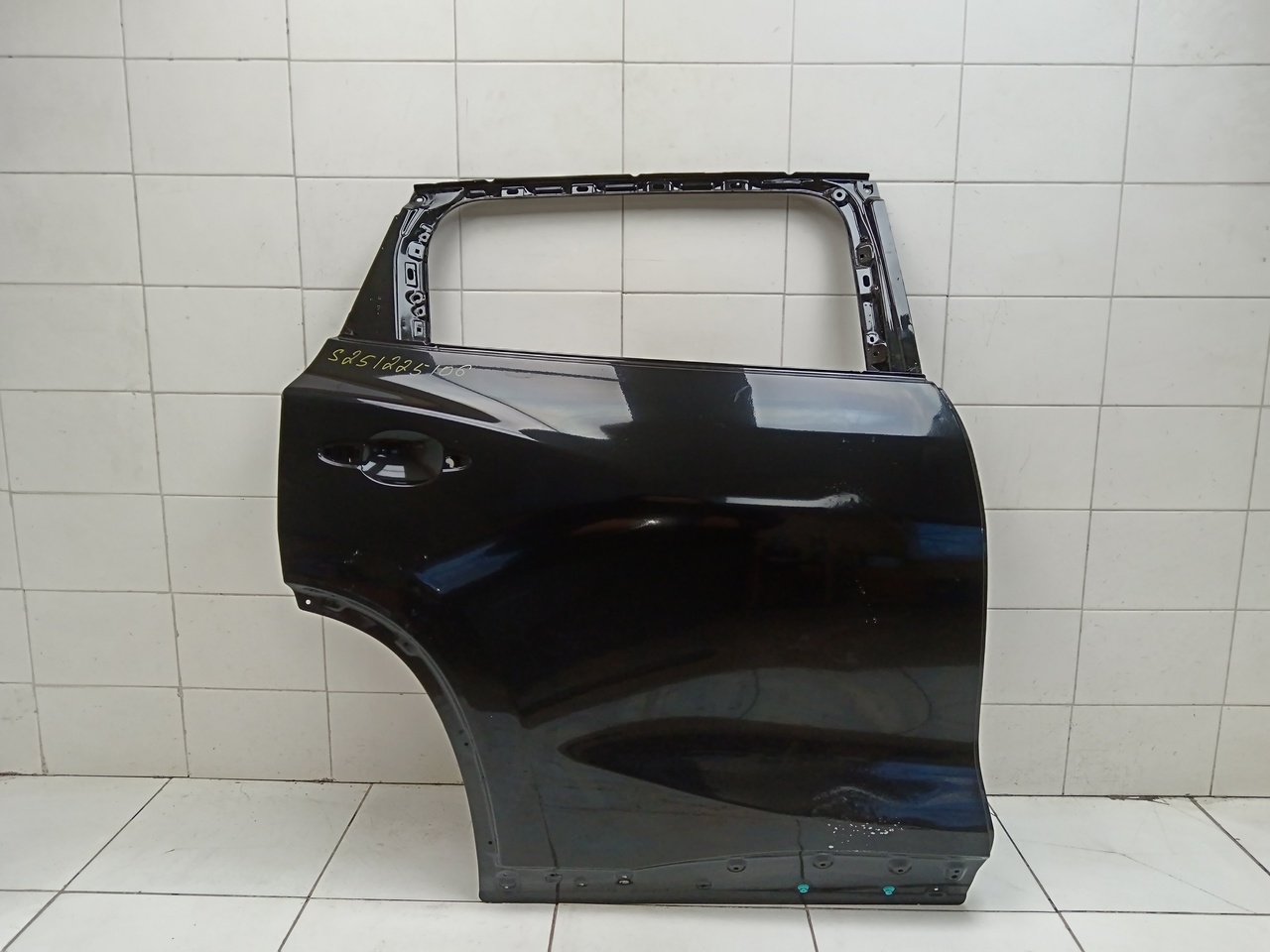 Дверь задняя правая на Exeed TXL M32T 2020>