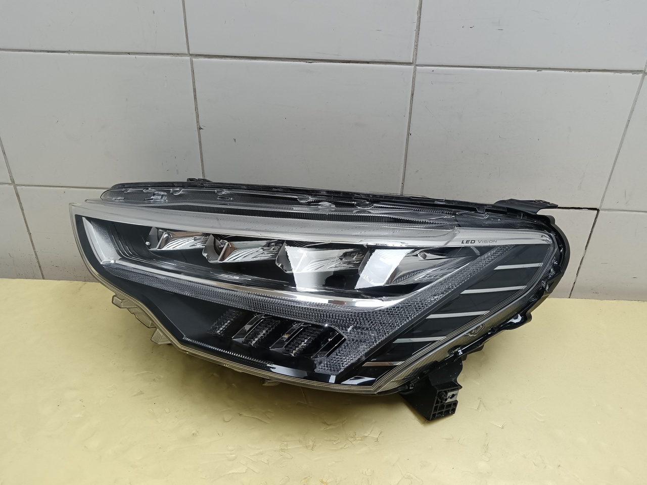 Фара левая на Haval Jolion 2021>