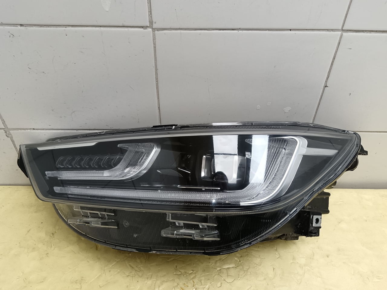 Фара левая  на Chery Tiggo 8 Pro 2021>