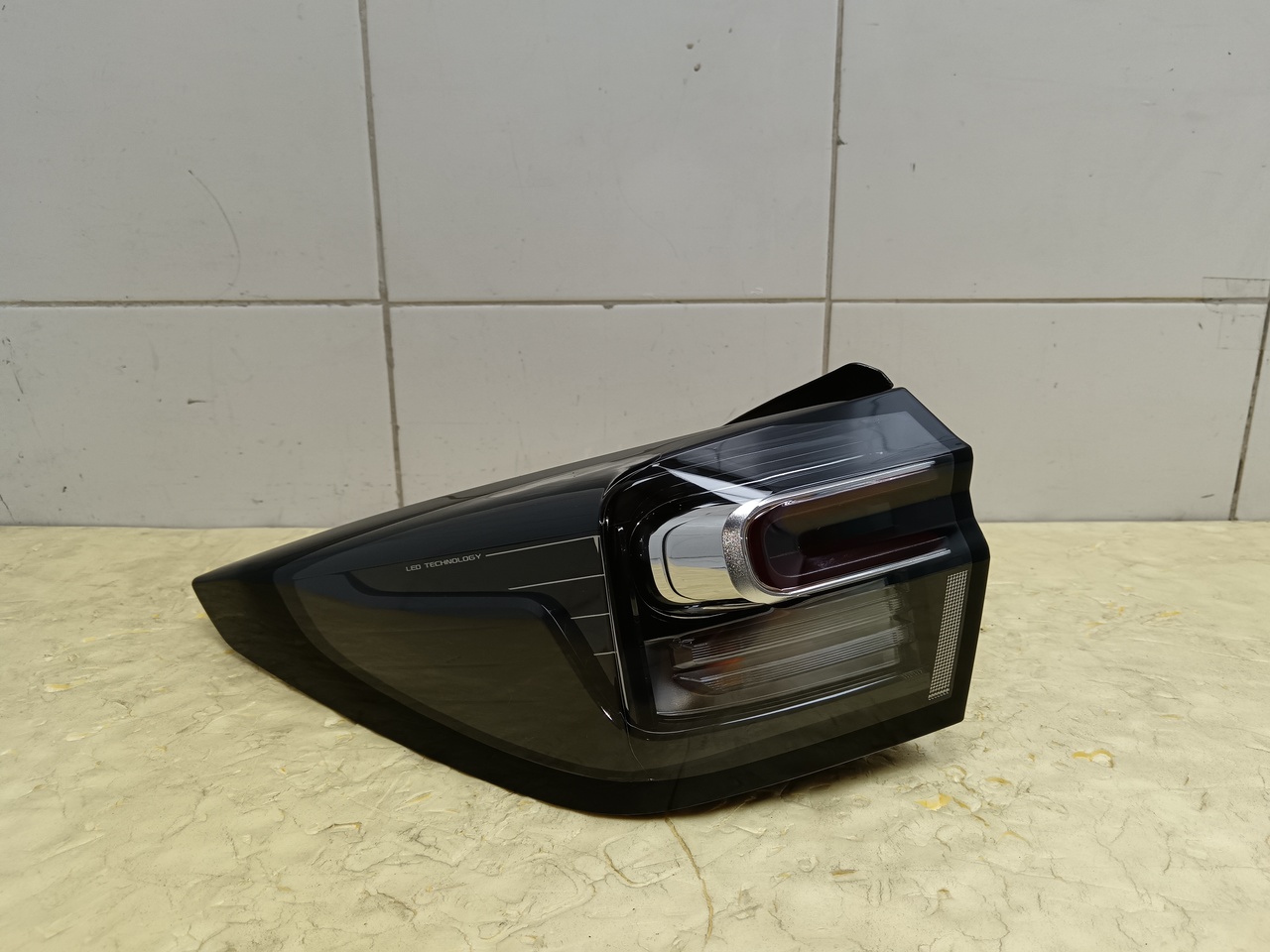 Фонарь задний наружный левый на Changan CS55 Plus 2019> / Changan UNI-S 2024>