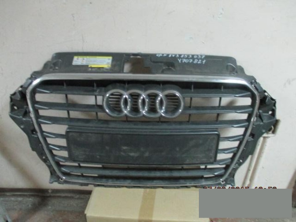 Решетка радиатора на Audi A3 [8V] 2013>