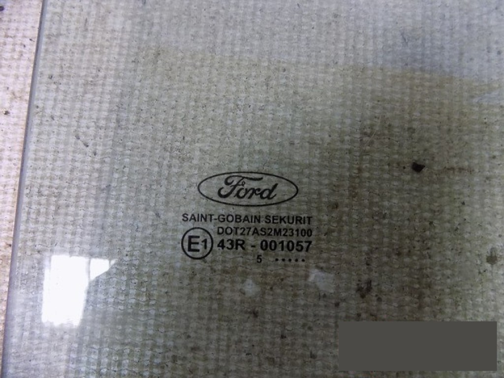 Стекло двери задней левой на Ford Focus 2 2008-2011 / Ford Focus 2 2005-2008