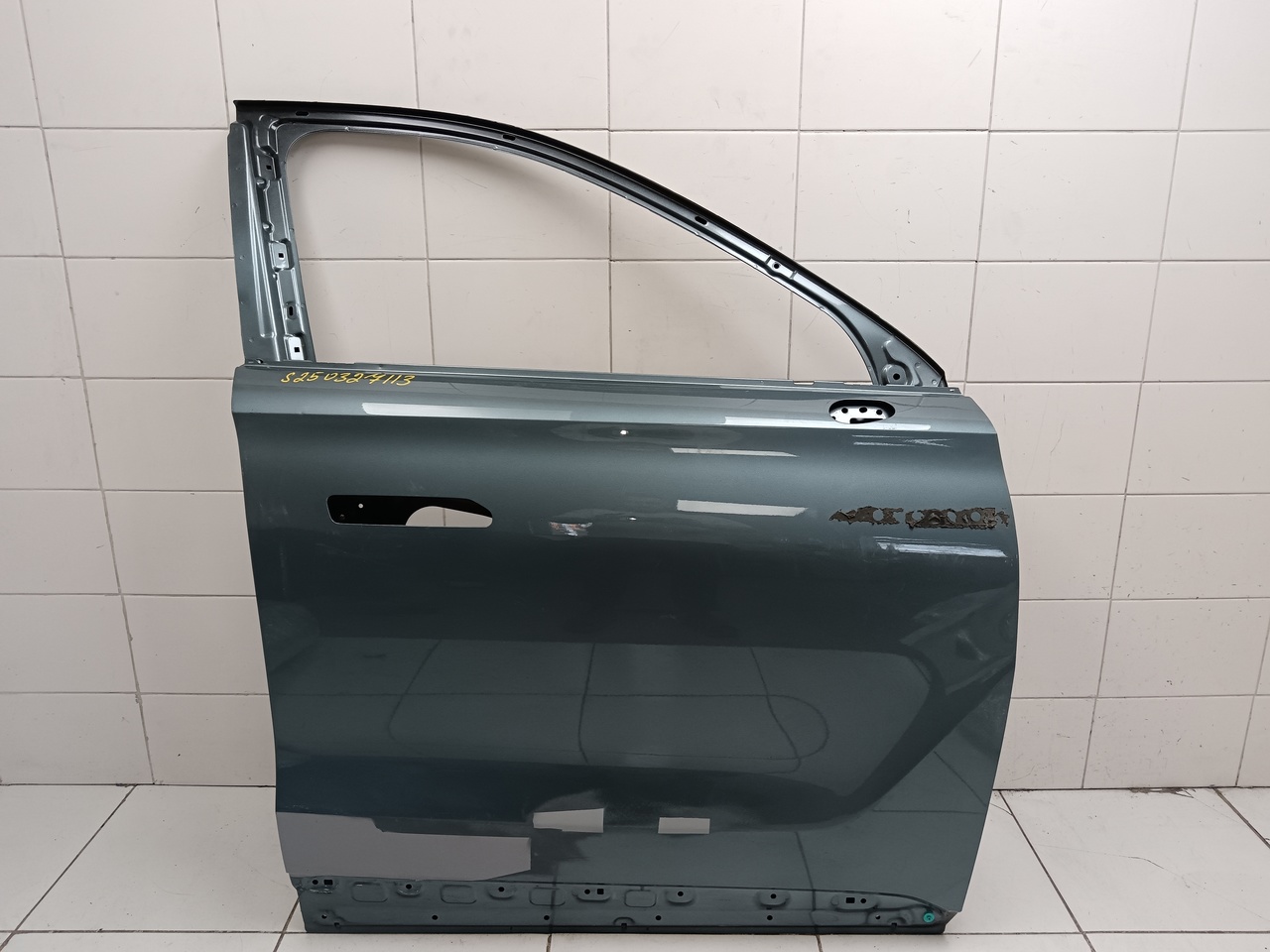 Дверь передняя правая на Jaecoo J8 2024>