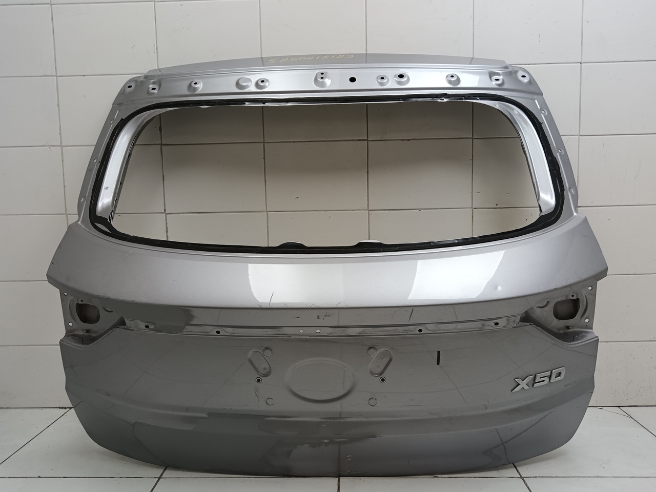 Дверь багажника на Geely Coolray 2019> / Belgee X50 2019>