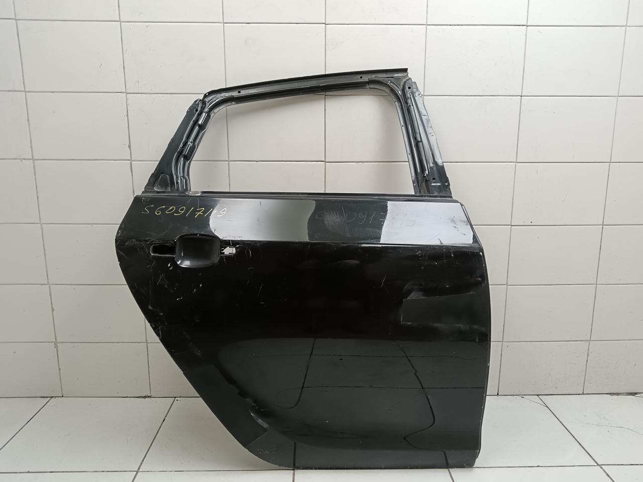 Дверь задняя правая на Opel Astra J 2010>