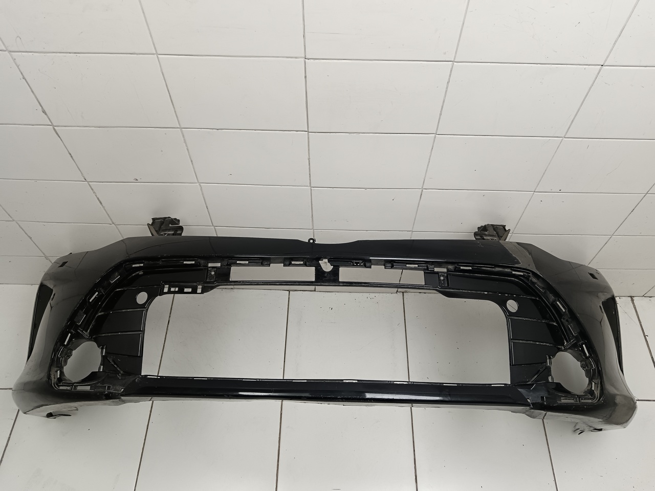 Бампер передний на Toyota Camry V50 2011-2017