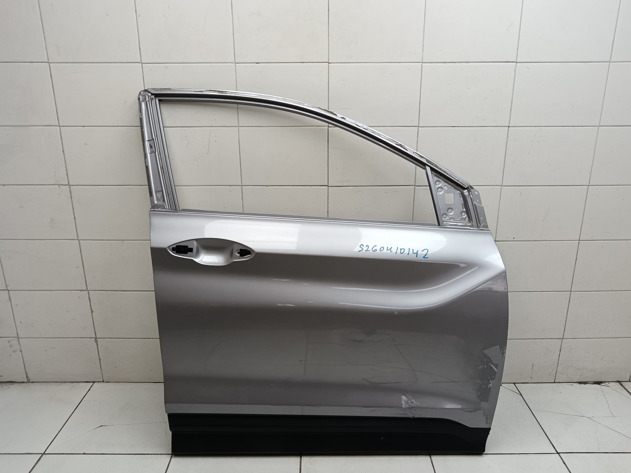 Дверь передняя правая на Belgee X50 2019> / Geely Coolray 2019>