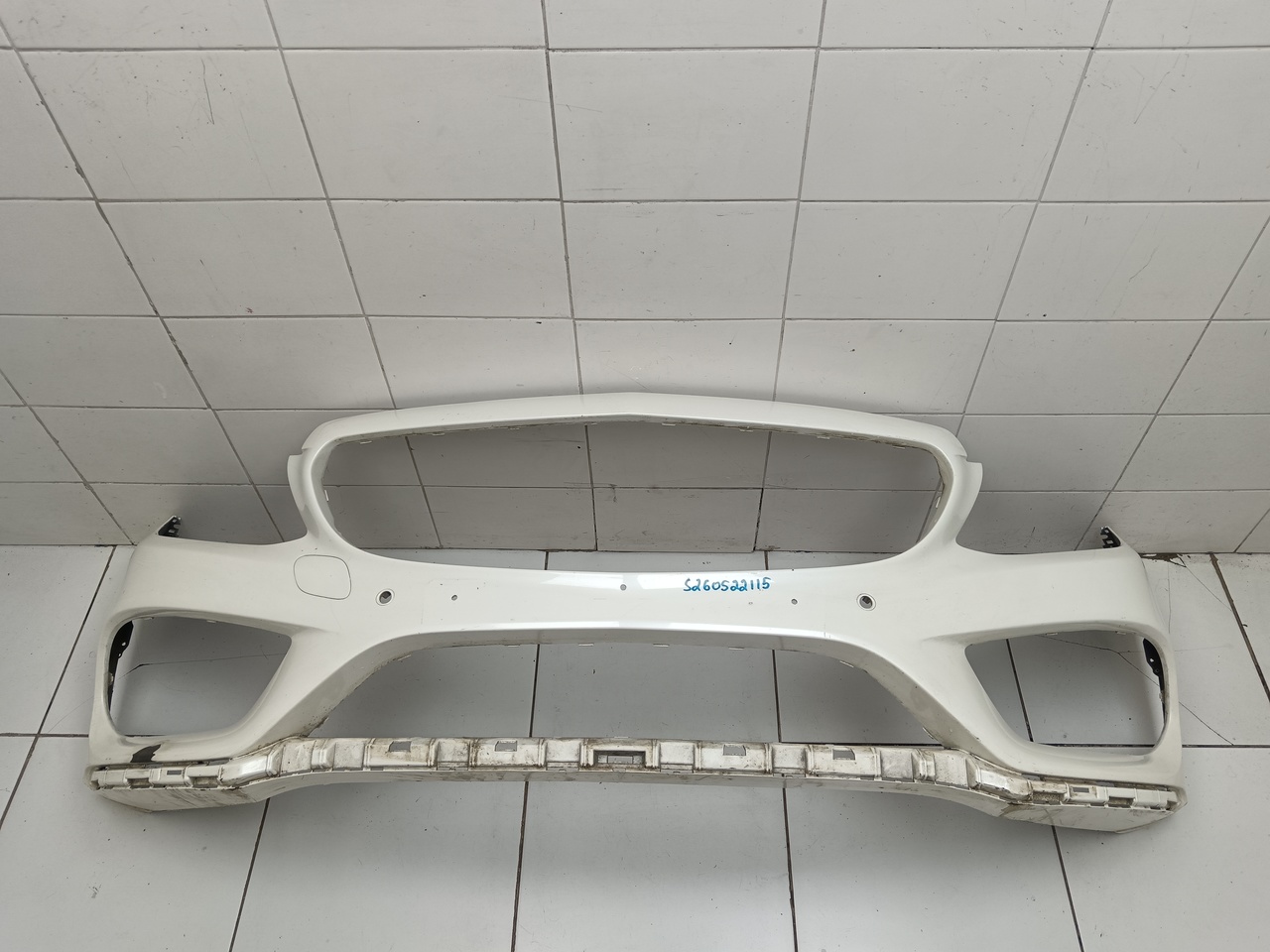Бампер передний на Mercedes Benz C Klasse W205 2014-2021