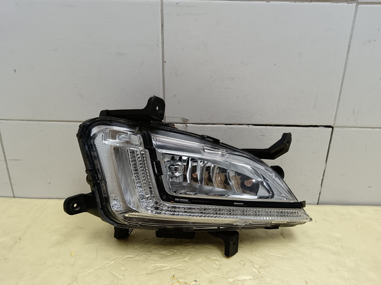 Фара противотуманная правая на Hyundai Tucson 3 2015-2021