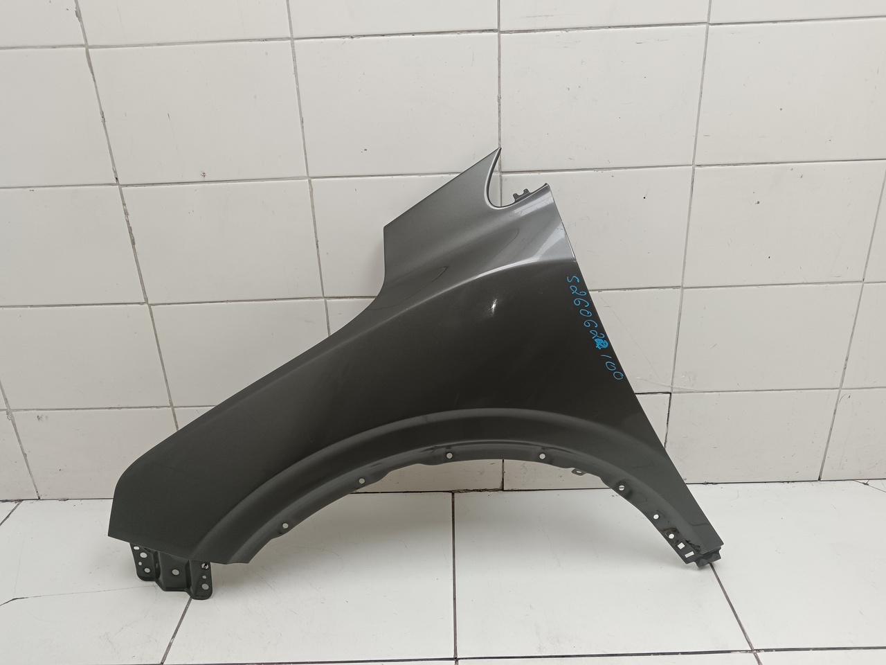 Крыло переднее левое на Belgee X50 2019> / Geely Coolray 2019>