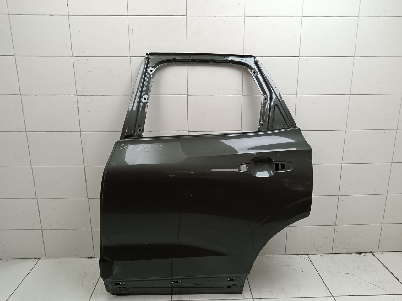 Дверь задняя левая на Volvo XC60 2017>