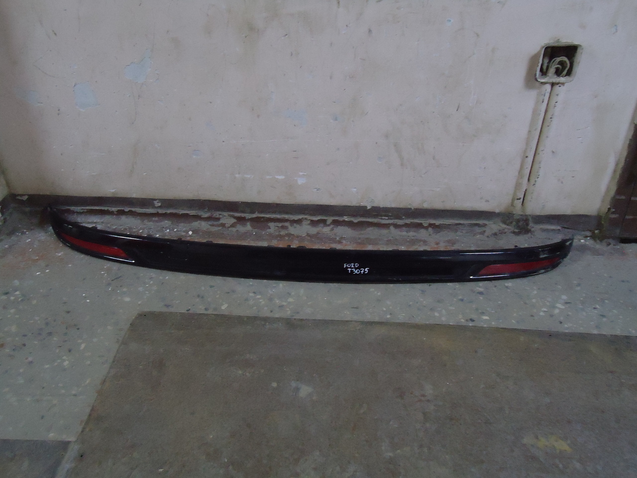 Накладка бампера заднего на Ford Mondeo 5 2015>