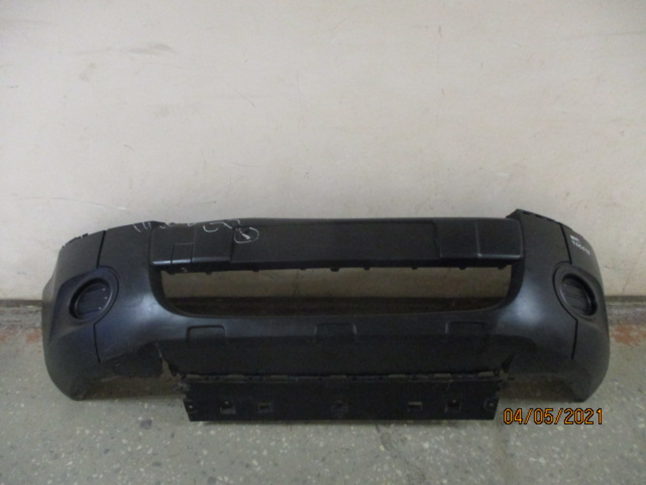 Бампер передний на Citroen Berlingo (NEW) (B9) 2008> / Peugeot Partner Tepee (B9) 2008>