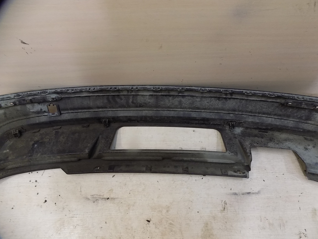 Тигуан 2 юбка заднего. Юбка заднего бампера тигуан 2019 артикул. Юбка заднего бампера тигуан 2022. Тигуан 2 юбка заднего. Юбка заднего бампера tiguan 2.