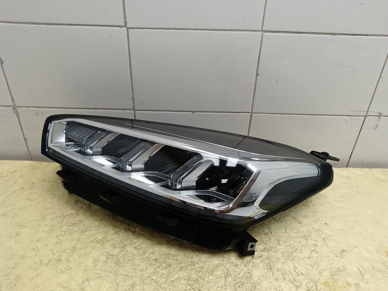 Фара левая на Chery Tiggo 7 Pro 2019>