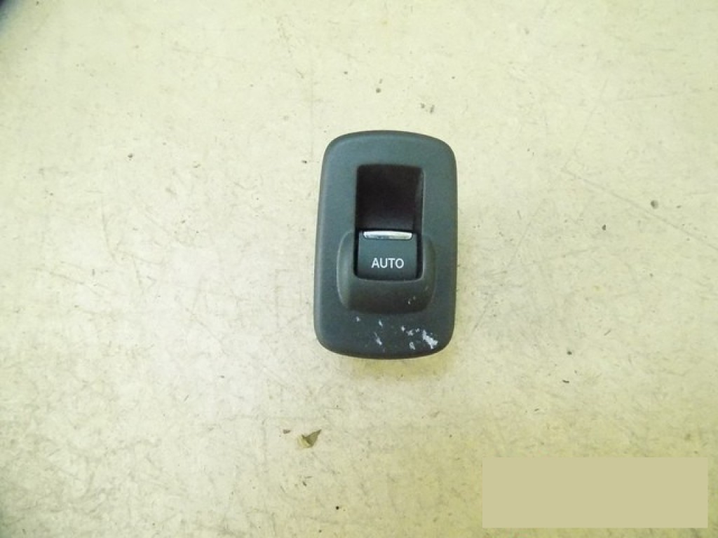 Кнопка стеклоподъемника на Ford Explorer 2010>