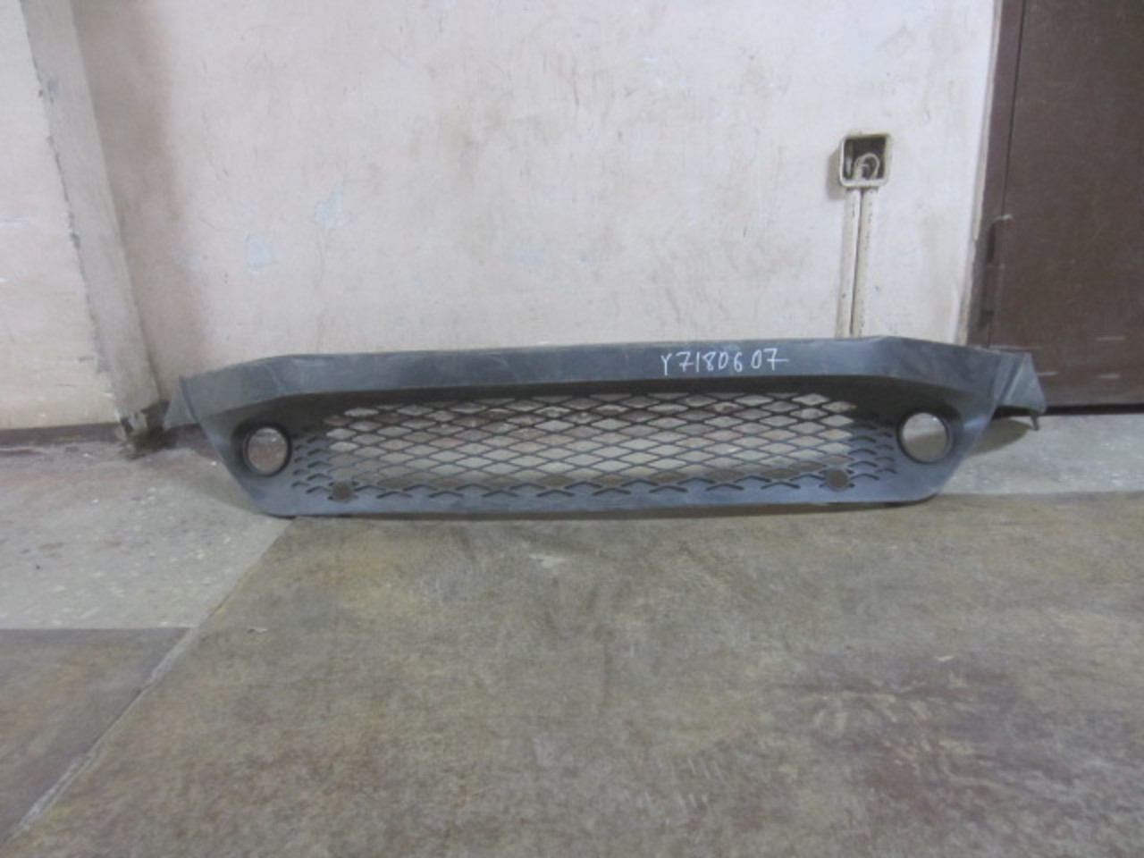 Юбка передняя на Toyota C-HR 2016>