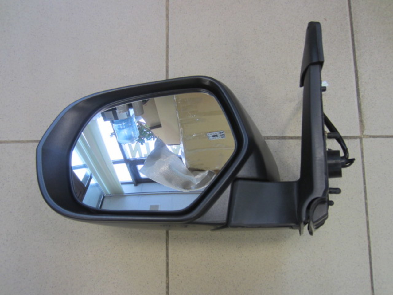 Зеркало левое на Mitsubishi L200 KK KL 2015>