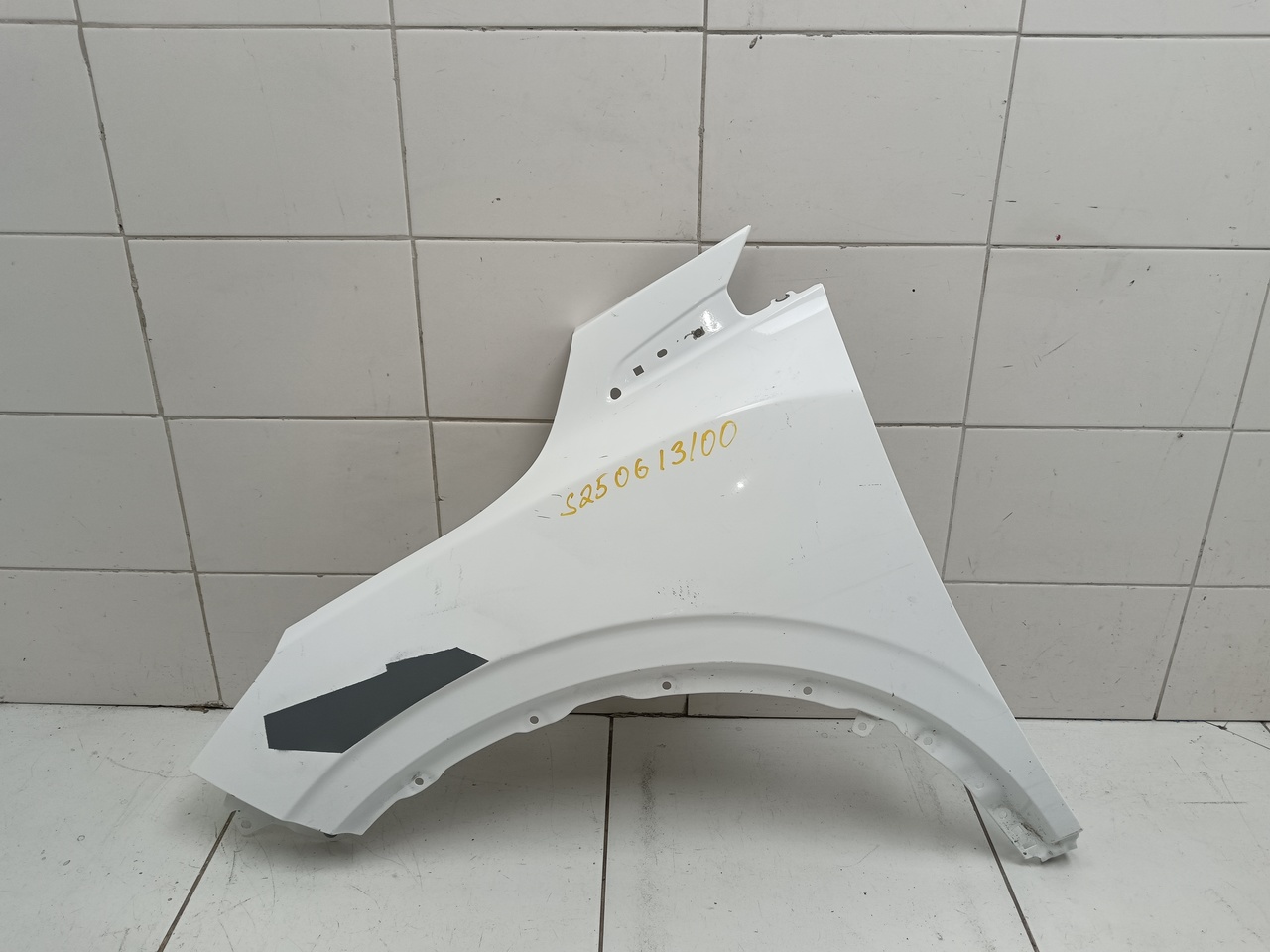 Крыло переднее левое на Geely Coolray 2019>
