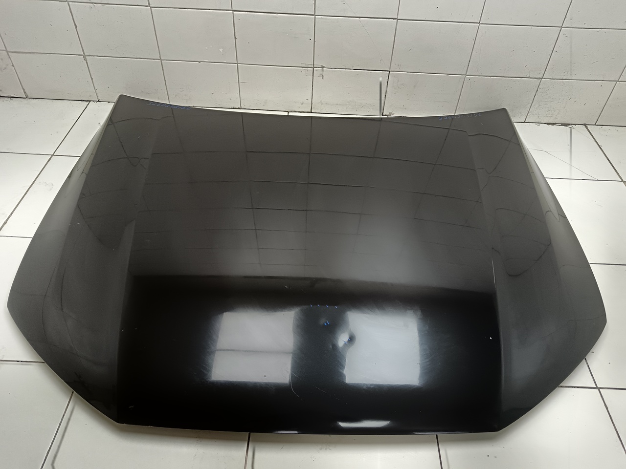 Капот на Audi Q7 4M 2015>