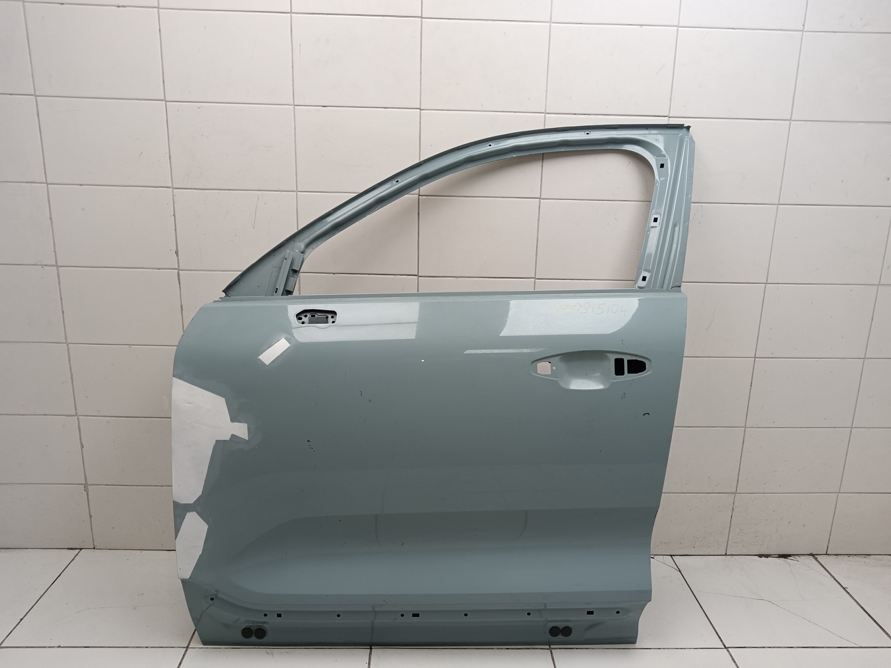 Дверь передняя левая на Volvo XC40 2018>