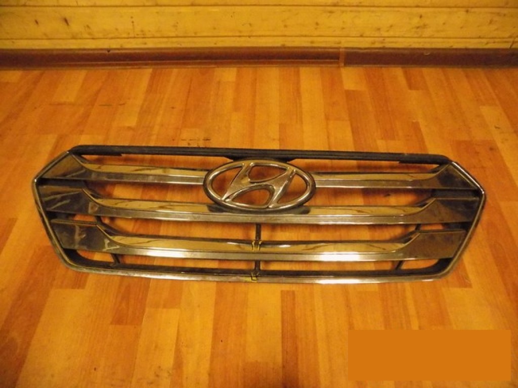 Решетка радиатора на Hyundai Santa Fe 2012>